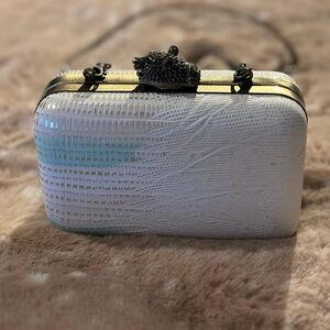 House of Harlow Elegant White Clutch Bag